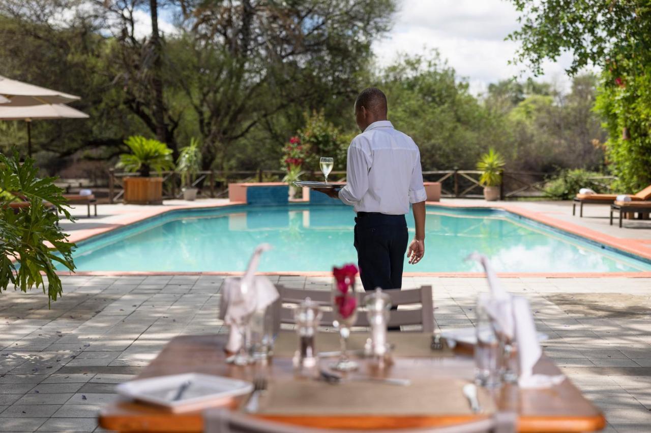 Sedia Hotel Maun Buitenkant foto