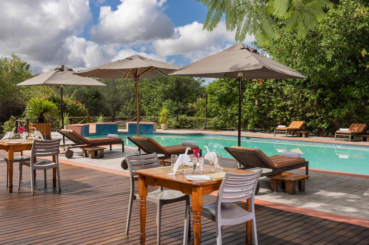 Sedia Hotel Maun Buitenkant foto